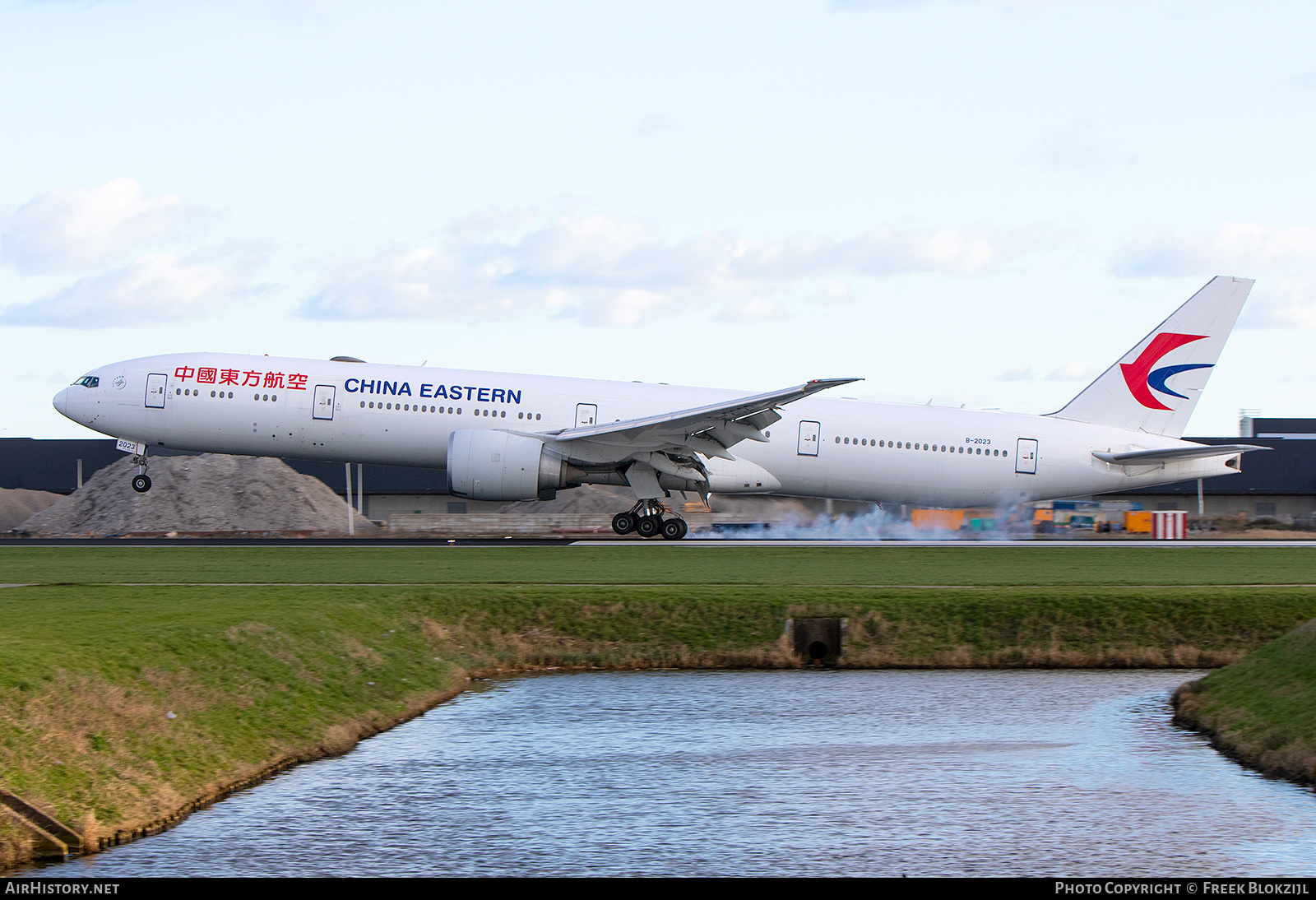 Aircraft Photo of B-2023 | Boeing 777-39P/ER | China Eastern Airlines | AirHistory.net #550654