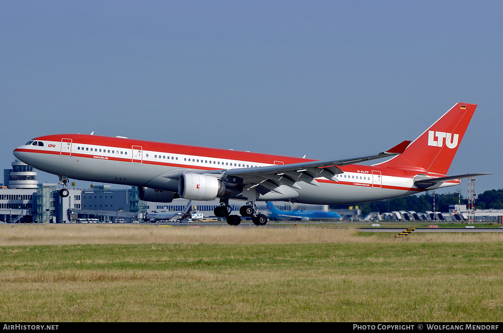 Aircraft Photo of D-ALPF | Airbus A330-223 | LTU - Lufttransport-Unternehmen | AirHistory.net #550743