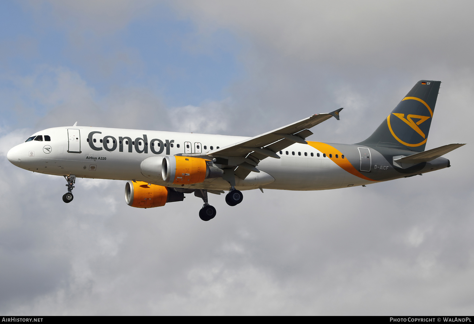Aircraft Photo of D-AICF | Airbus A320-212 | Condor Flugdienst | AirHistory.net #550764
