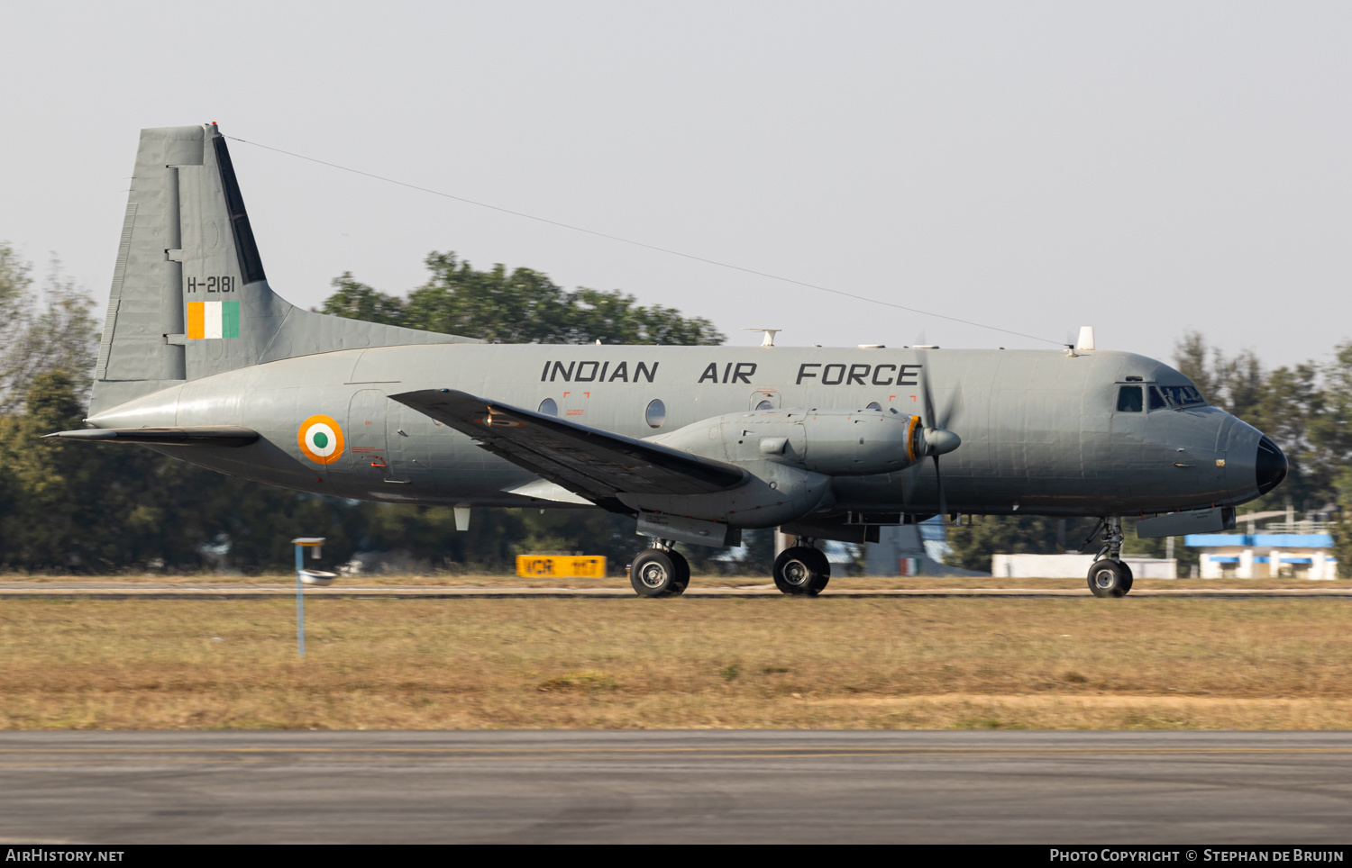 Aircraft Photo of H-2181 | Hindustan HAL-748 Srs2M/LFD | India - Air Force | AirHistory.net #550780
