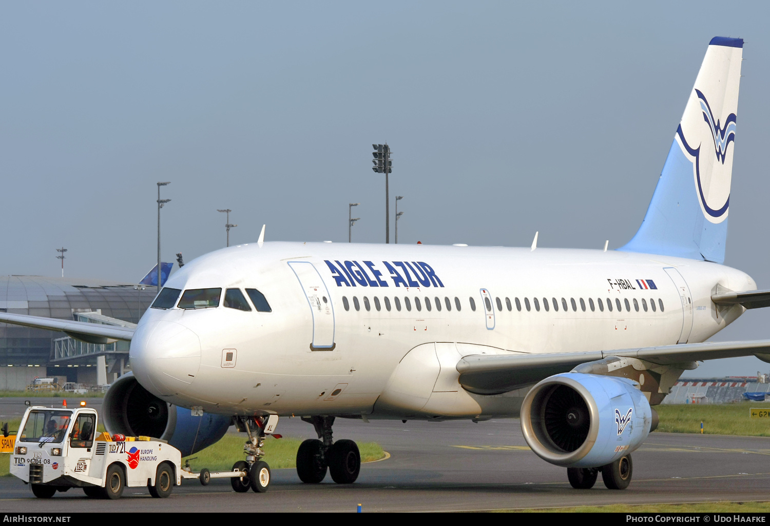 Aircraft Photo of F-HBAL | Airbus A319-111 | Aigle Azur | AirHistory.net #550813