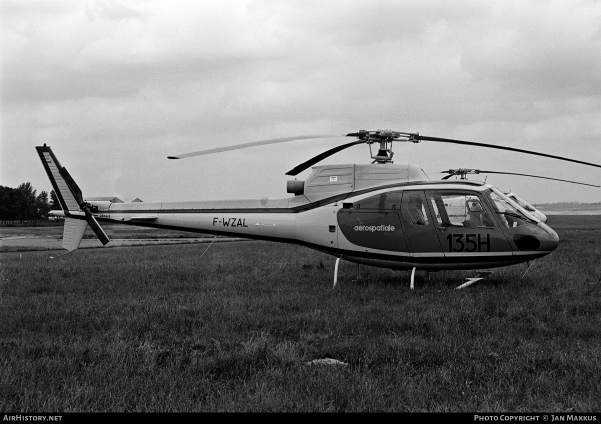 Aircraft Photo of F-WZAL | Aerospatiale AS-350B Ecureuil | Aerospatiale | AirHistory.net #550959