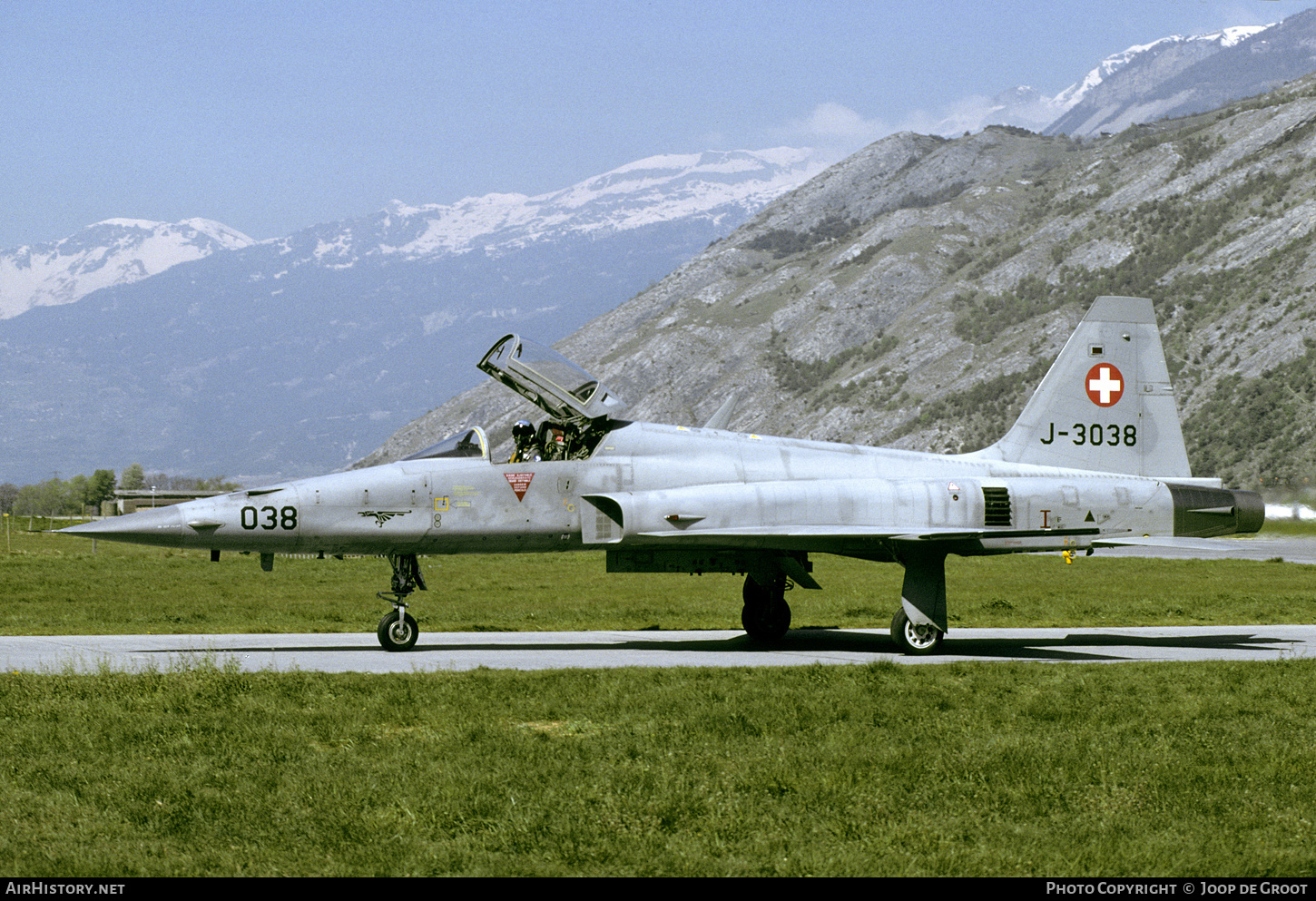 Aircraft Photo of J-3038 | Northrop F-5E Tiger II | Switzerland - Air Force | AirHistory.net #550976