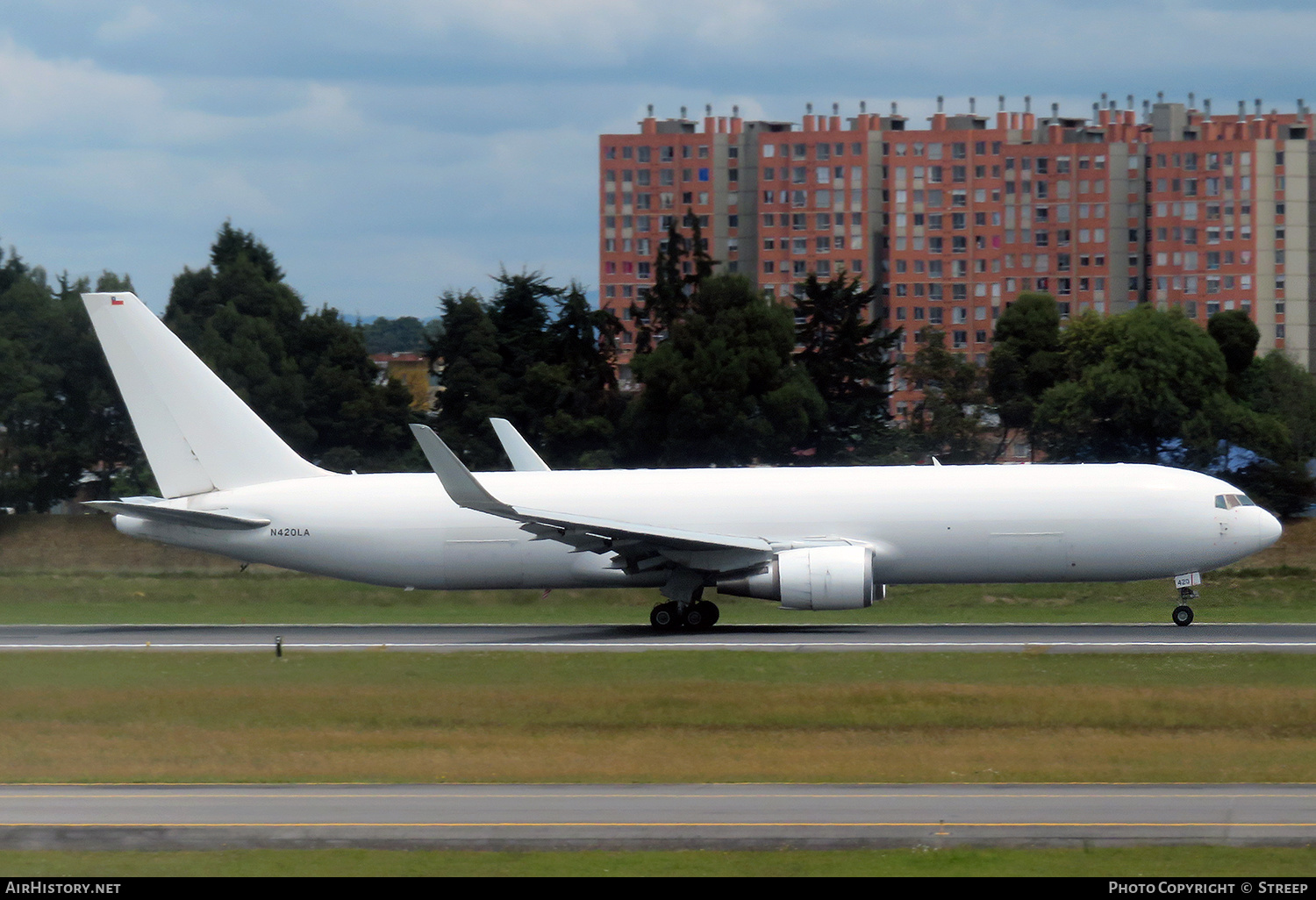 Aircraft Photo of N420LA | Boeing 767-316F/ER | LATAM Cargo | AirHistory.net #550991