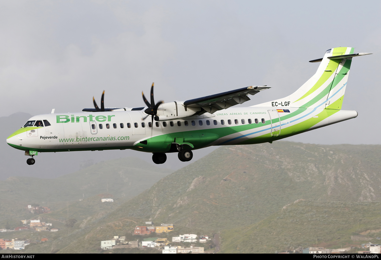 Aircraft Photo of EC-LGF | ATR ATR-72-500 (ATR-72-212A) | Binter Canarias | AirHistory.net #551050