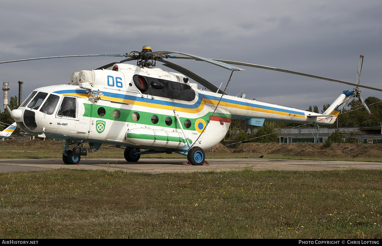 Aircraft Photo of 06 blue | Mil Mi-8MT | Ukraine - Border Guard | AirHistory.net #551175