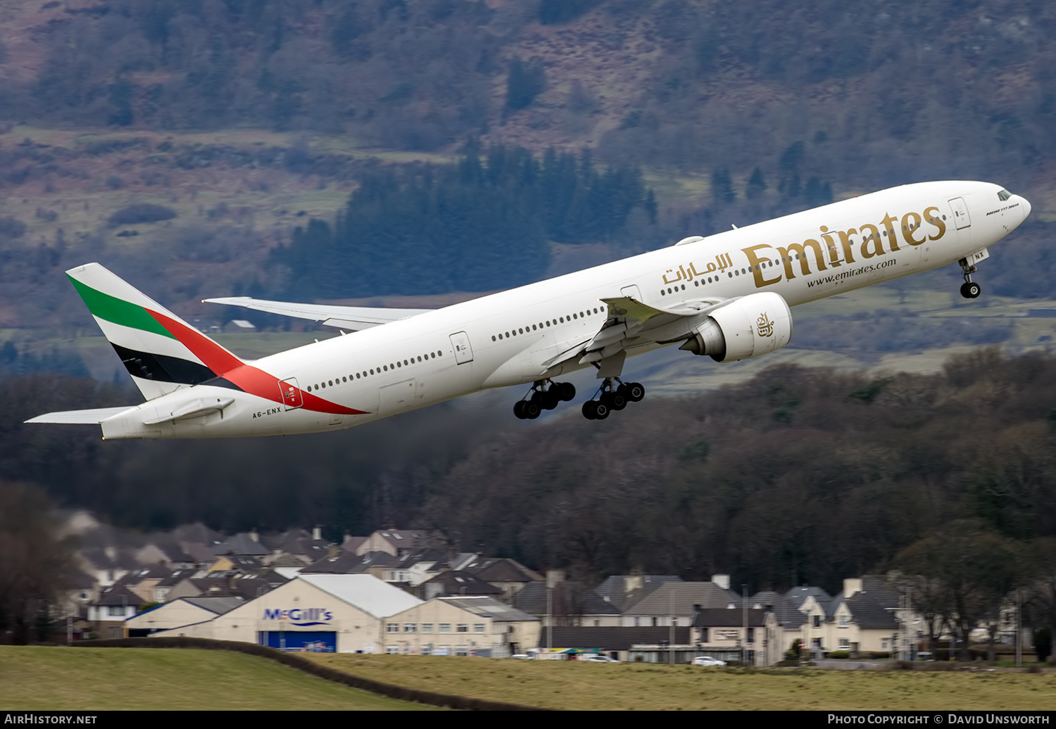 Aircraft Photo of A6-ENX | Boeing 777-31H/ER | Emirates | AirHistory.net #551198