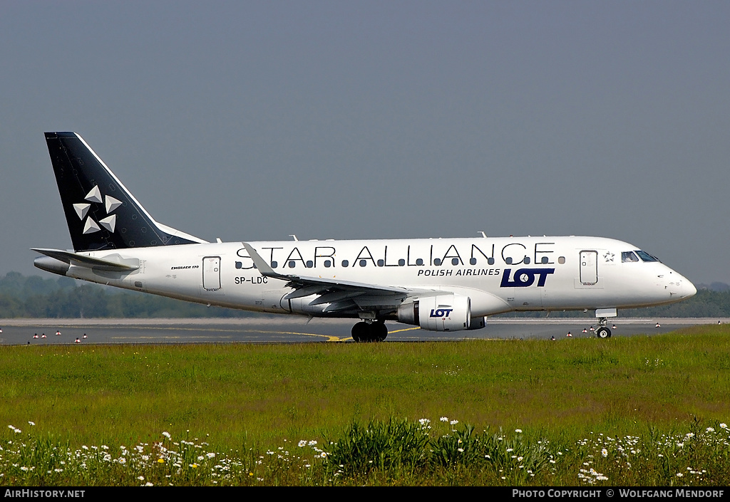 Aircraft Photo of SP-LDC | Embraer 170STD (ERJ-170-100STD) | LOT Polish Airlines - Polskie Linie Lotnicze | AirHistory.net #551287