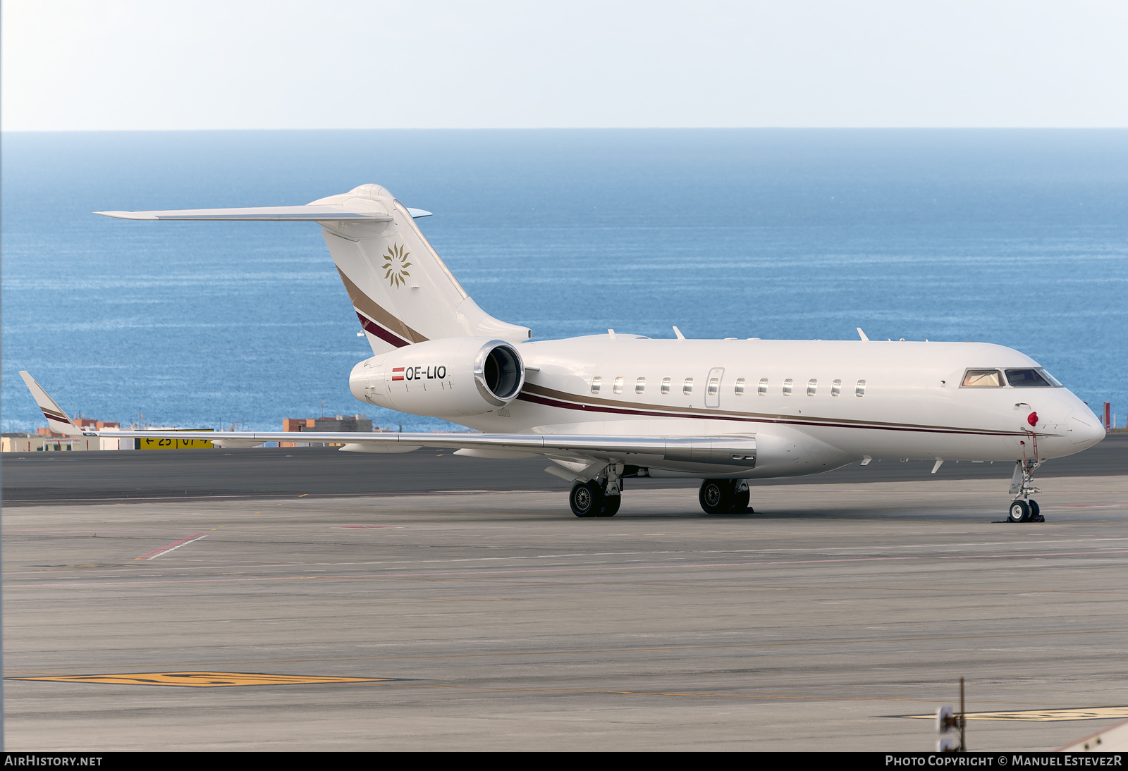 Aircraft Photo of OE-LIO | Bombardier Global 5000 (BD-700-1A11) | AirHistory.net #551288