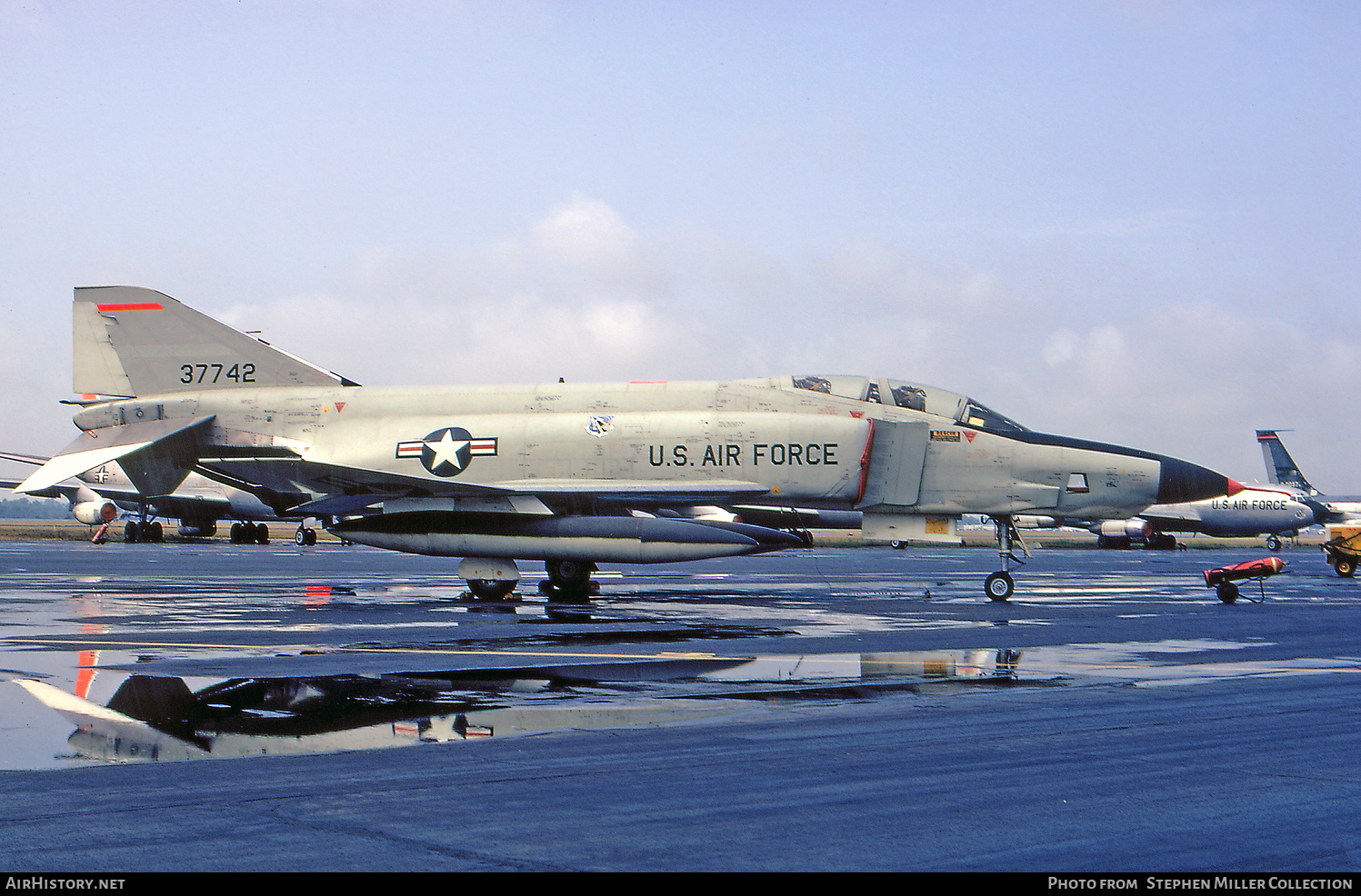 Aircraft Photo of 63-7742 / 37742 | McDonnell Douglas RF-4C Phantom II | USA - Air Force | AirHistory.net #551301