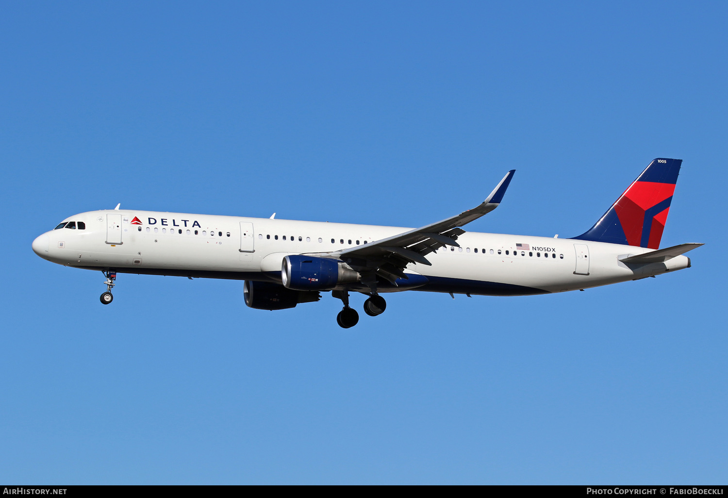 Aircraft Photo of N105DX | Airbus A321-211 | Delta Air Lines | AirHistory.net #551345