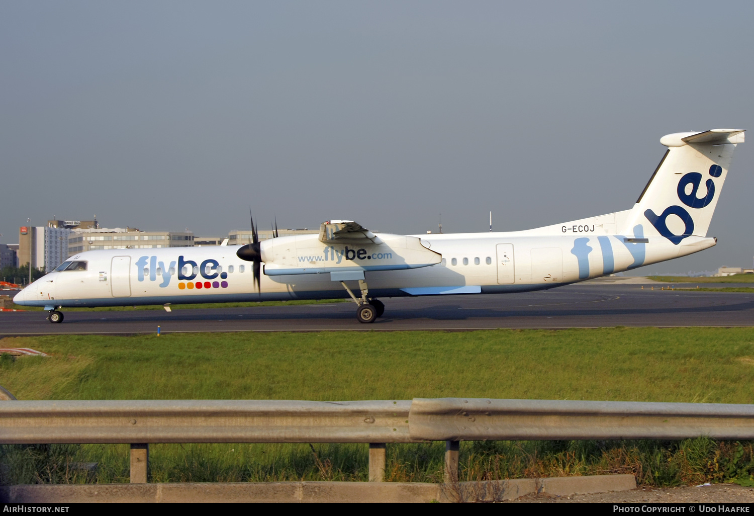 Aircraft Photo of G-ECOJ | Bombardier DHC-8-402 Dash 8 | Flybe | AirHistory.net #551360