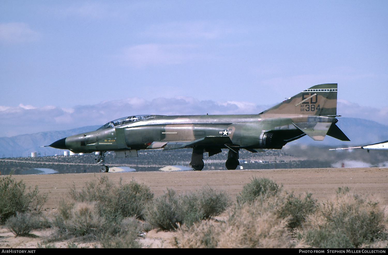 Aircraft Photo of 66-0384 / AF66-384 | McDonnell RF-4C Phantom II | USA - Air Force | AirHistory.net #551431