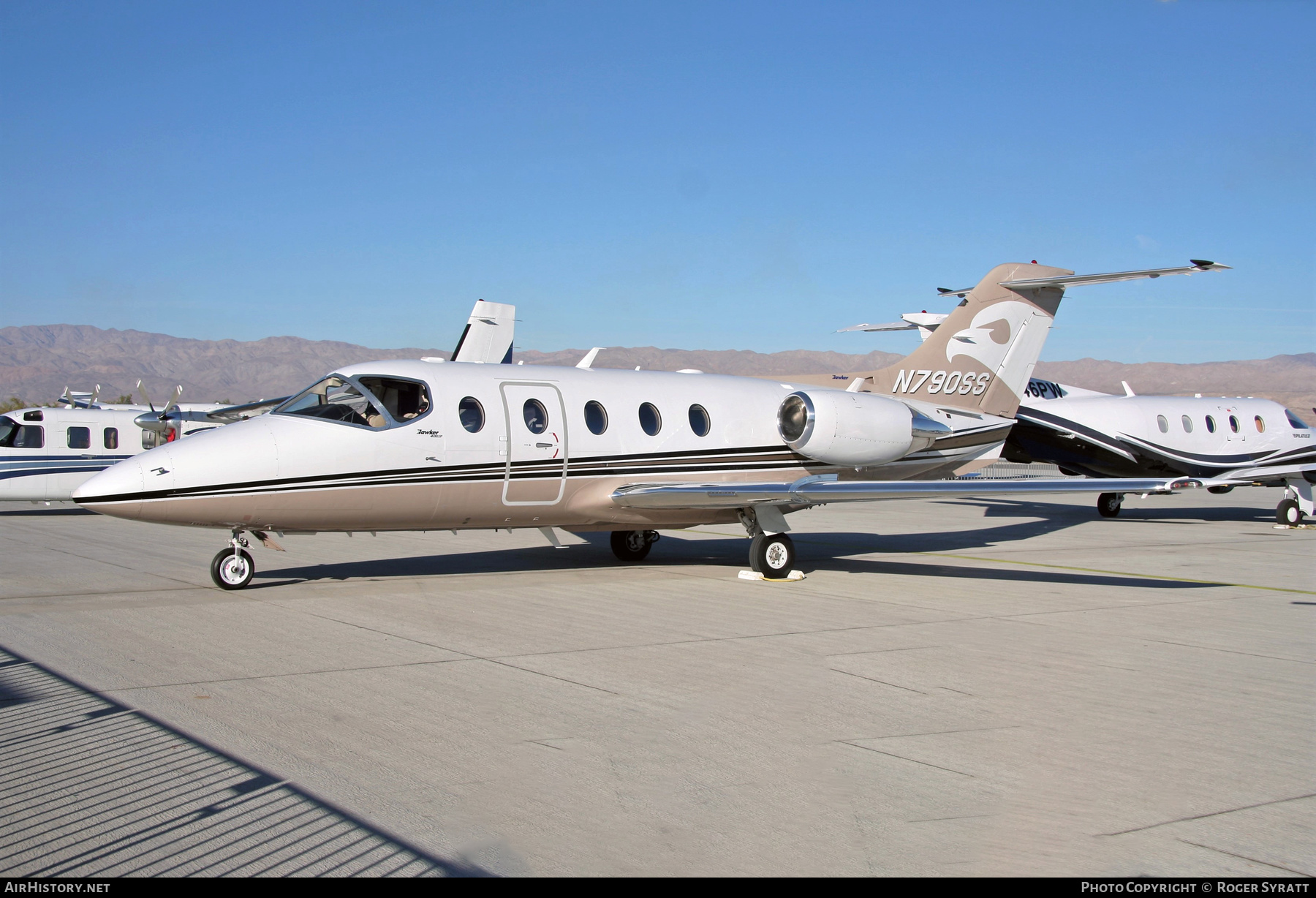 Aircraft Photo of N790SS | Raytheon Hawker 400XP | AirHistory.net #551499