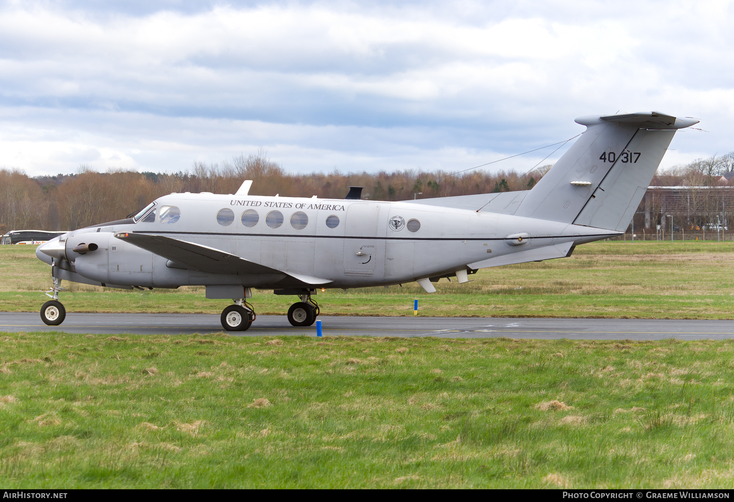 Aircraft Photo of 94-0317 / 40317 | Hawker Beechcraft C-12V-1 Huron (B200C) | USA - Army | AirHistory.net #551519