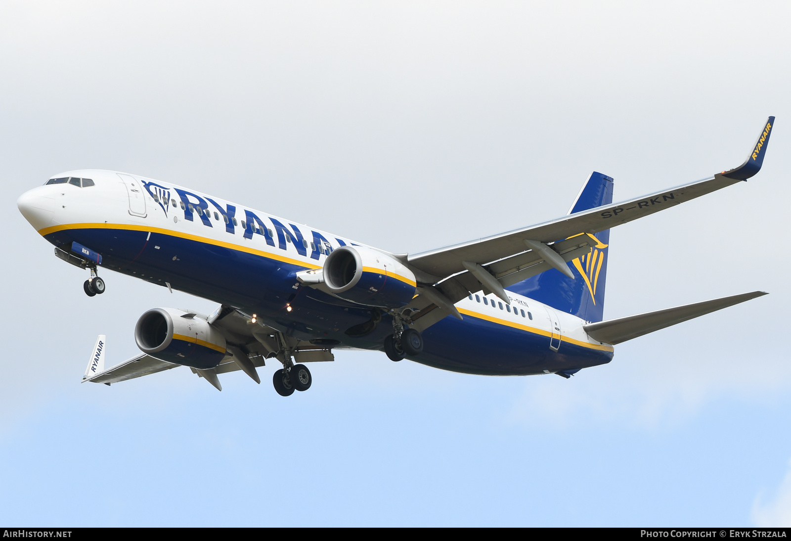 Aircraft Photo of SP-RKN | Boeing 737-8AS | Ryanair | AirHistory.net #551625