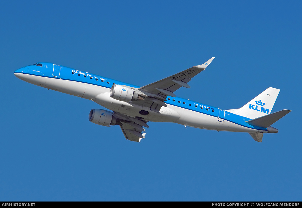 Aircraft Photo of PH-EZD | Embraer 190STD (ERJ-190-100STD) | KLM Cityhopper | AirHistory.net #551636