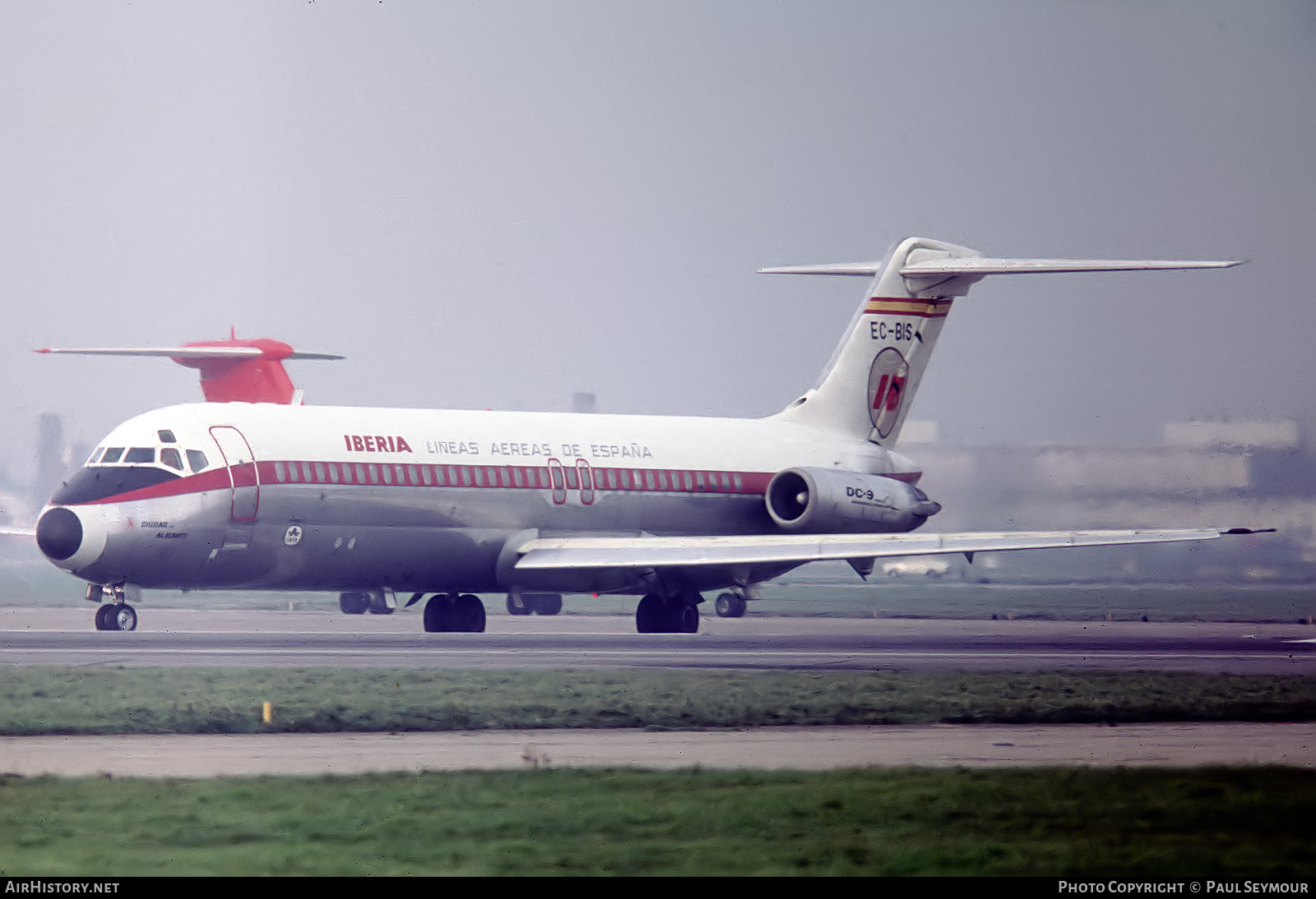 Aircraft Photo of EC-BIS | McDonnell Douglas DC-9-32 | Iberia | AirHistory.net #551705