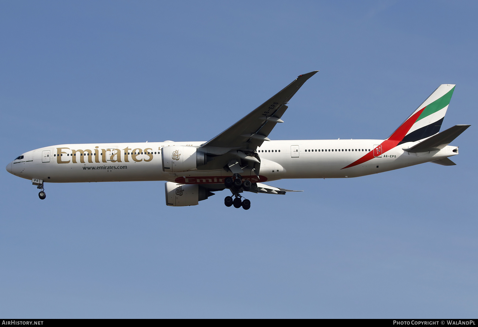 Aircraft Photo of A6-EPS | Boeing 777-300/ER | Emirates | AirHistory.net #551753