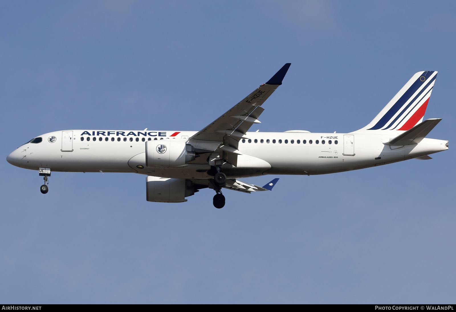 Aircraft Photo of F-HZUE | Airbus A220-371 (BD-500-1A11) | Air France | AirHistory.net #551760