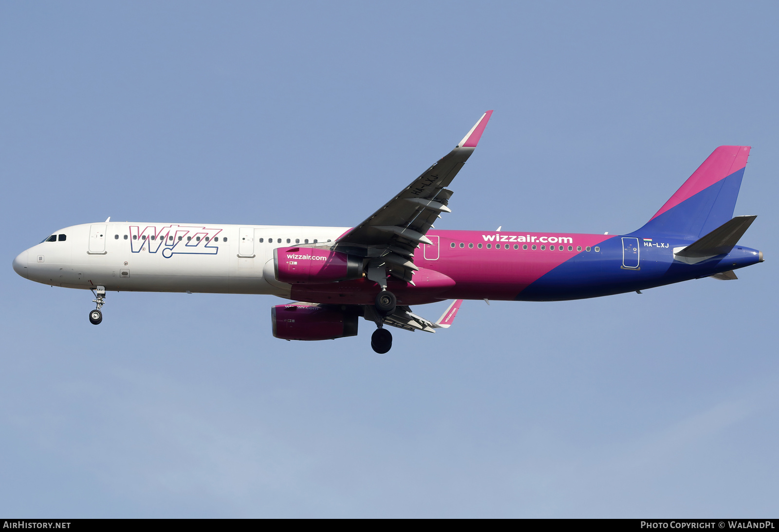 Aircraft Photo of HA-LXJ | Airbus A321-231 | Wizz Air | AirHistory.net #551761