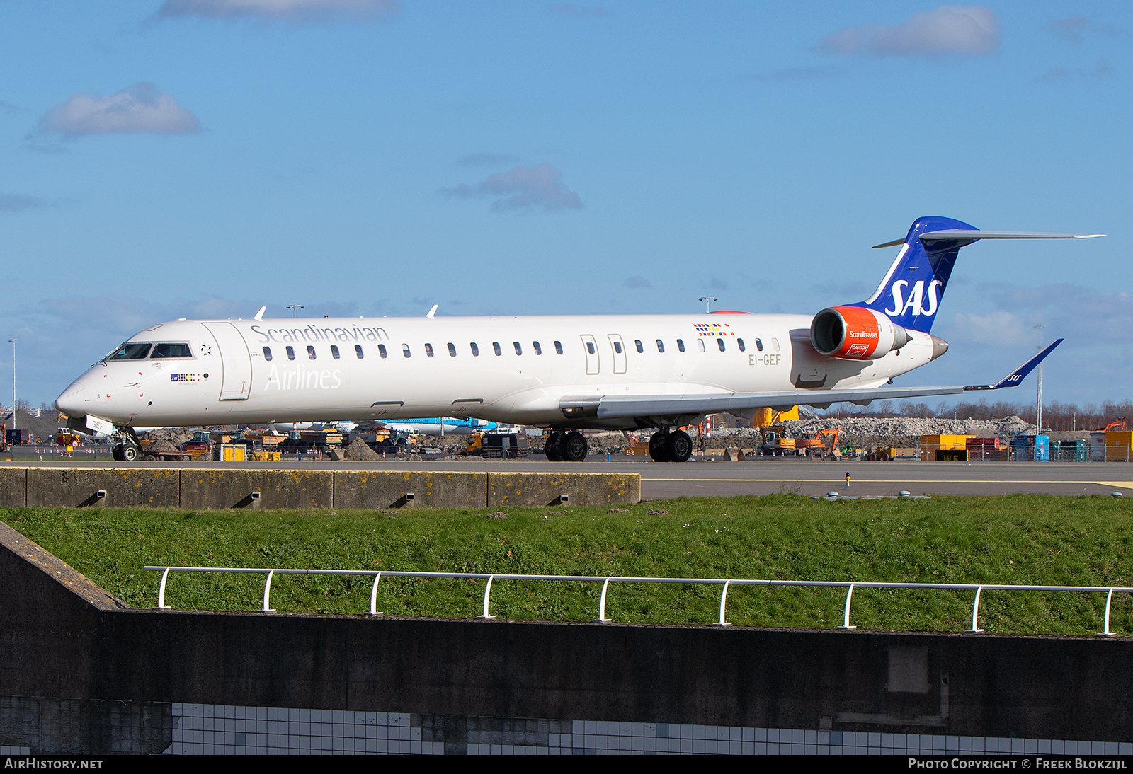 Aircraft Photo of EI-GEF | Bombardier CRJ-900LR (CL-600-2D24) | Scandinavian Airlines - SAS | AirHistory.net #551822