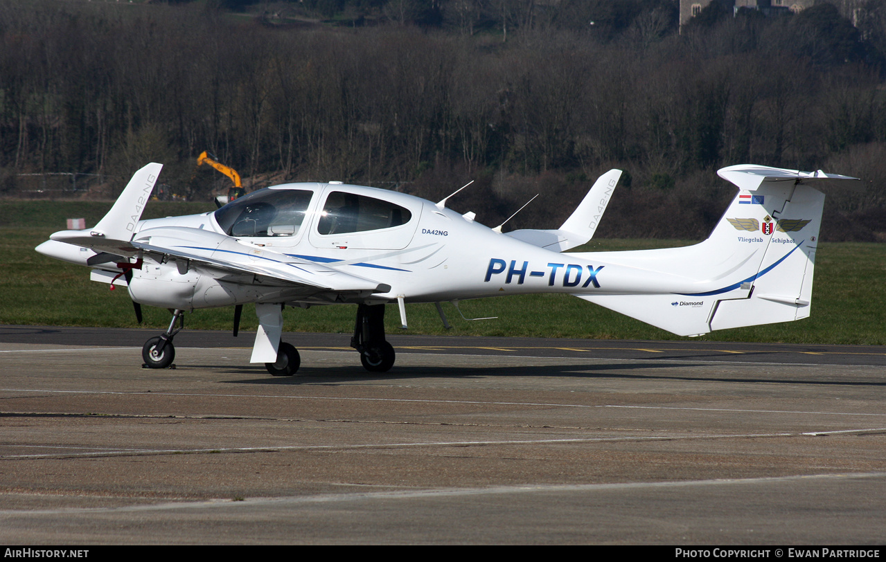 Aircraft Photo of PH-TDX | Diamond DA42 NG Twin Star | Vliegclub Schiphol | AirHistory.net #551831