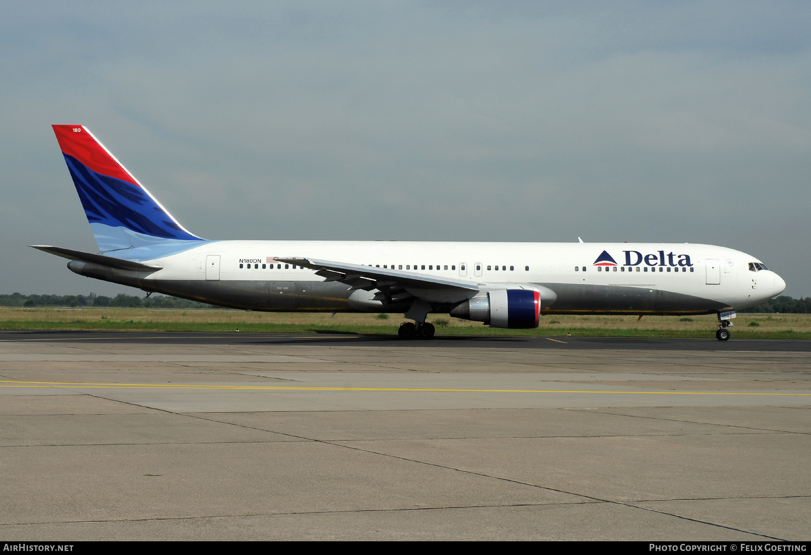 Aircraft Photo of N180DN | Boeing 767-332/ER | Delta Air Lines | AirHistory.net #551952