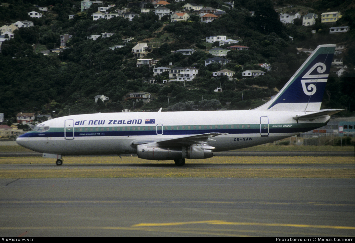 Aircraft Photo of ZK-NAW | Boeing 737-219/Adv | Air New Zealand | AirHistory.net #552038