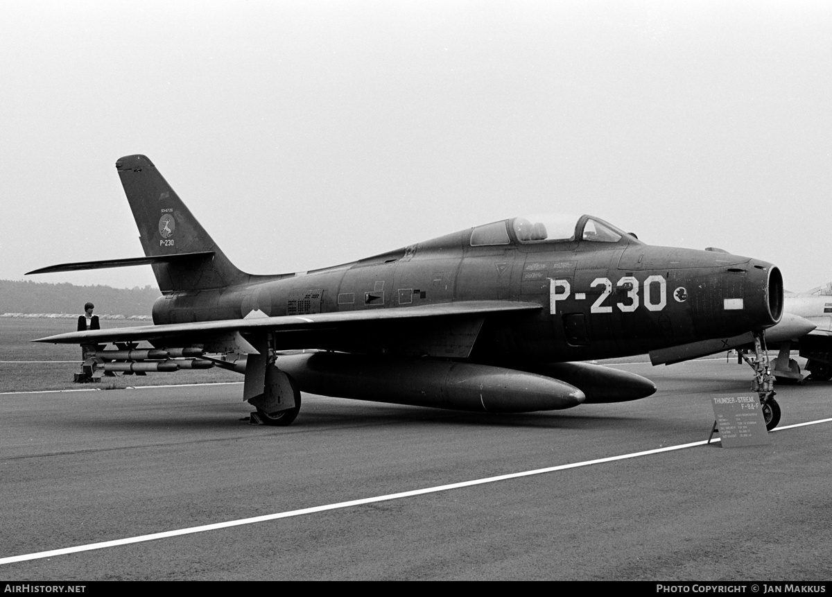 Aircraft Photo of P-230 / 53-6726 | Republic F-84F Thunderstreak | Netherlands - Air Force | AirHistory.net #552039
