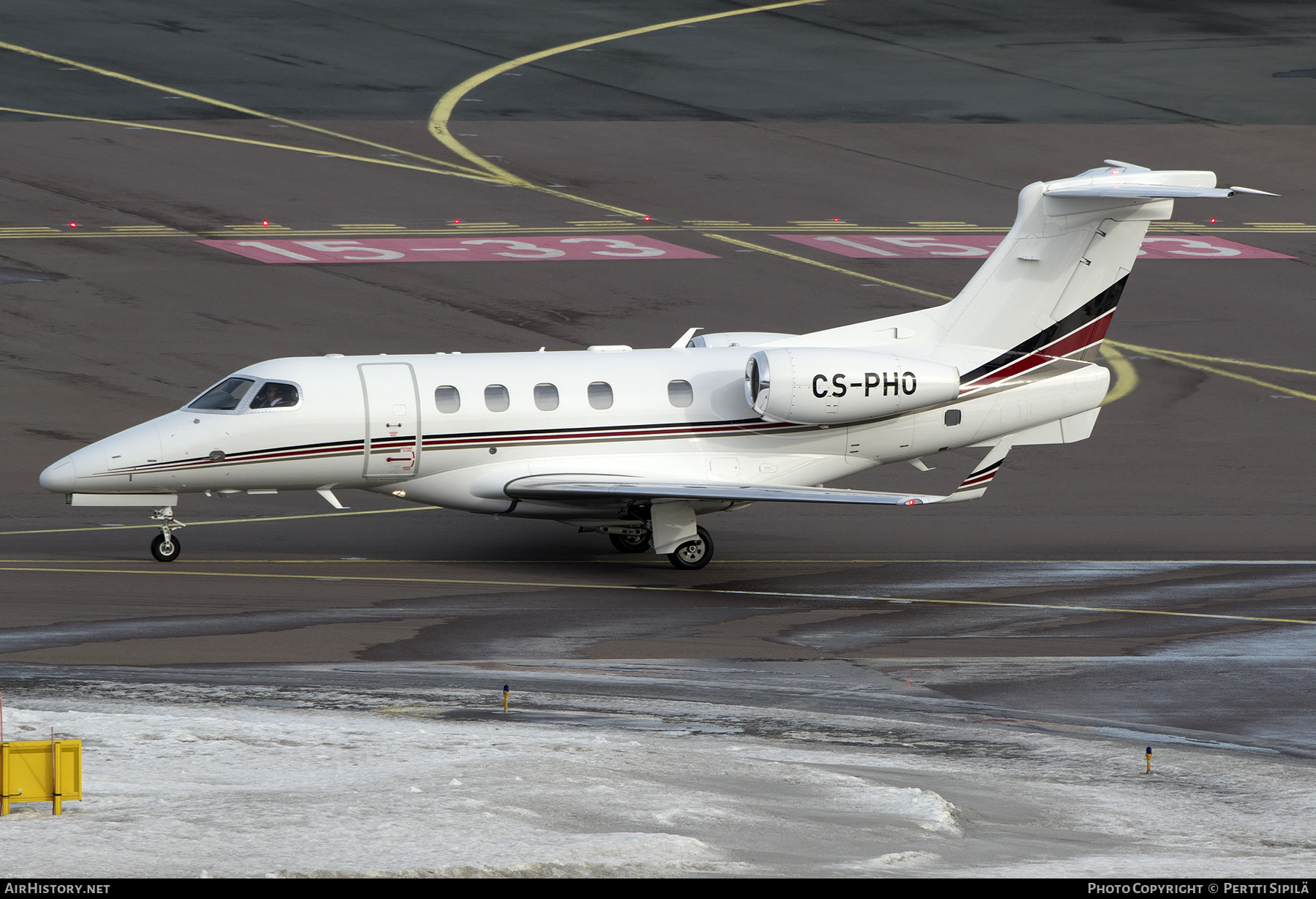Aircraft Photo of CS-PHO | Embraer EMB-505 Phenom 300 | AirHistory.net #552045