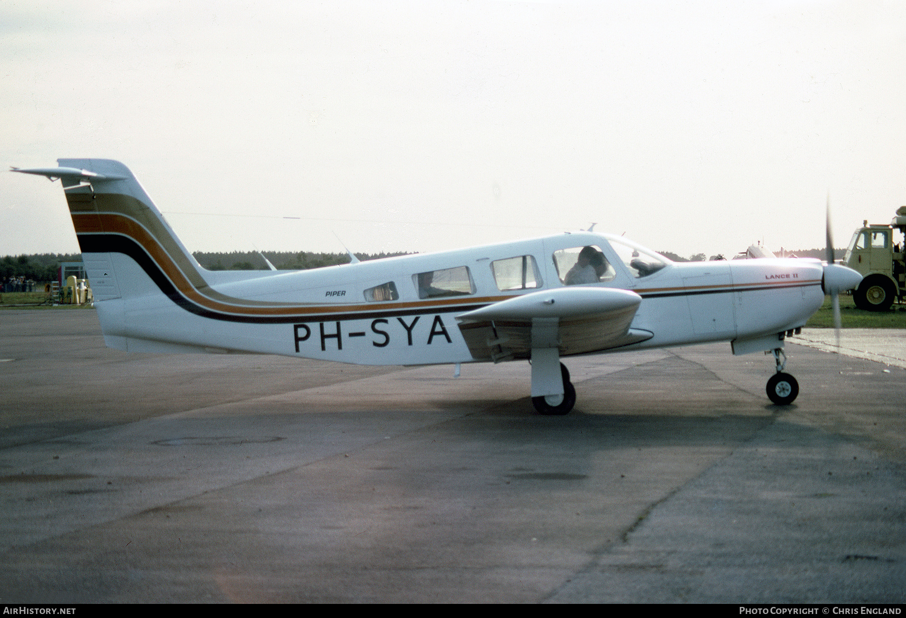 Aircraft Photo of PH-SYA | Piper PA-32RT-300 Lance II | AirHistory.net #552142