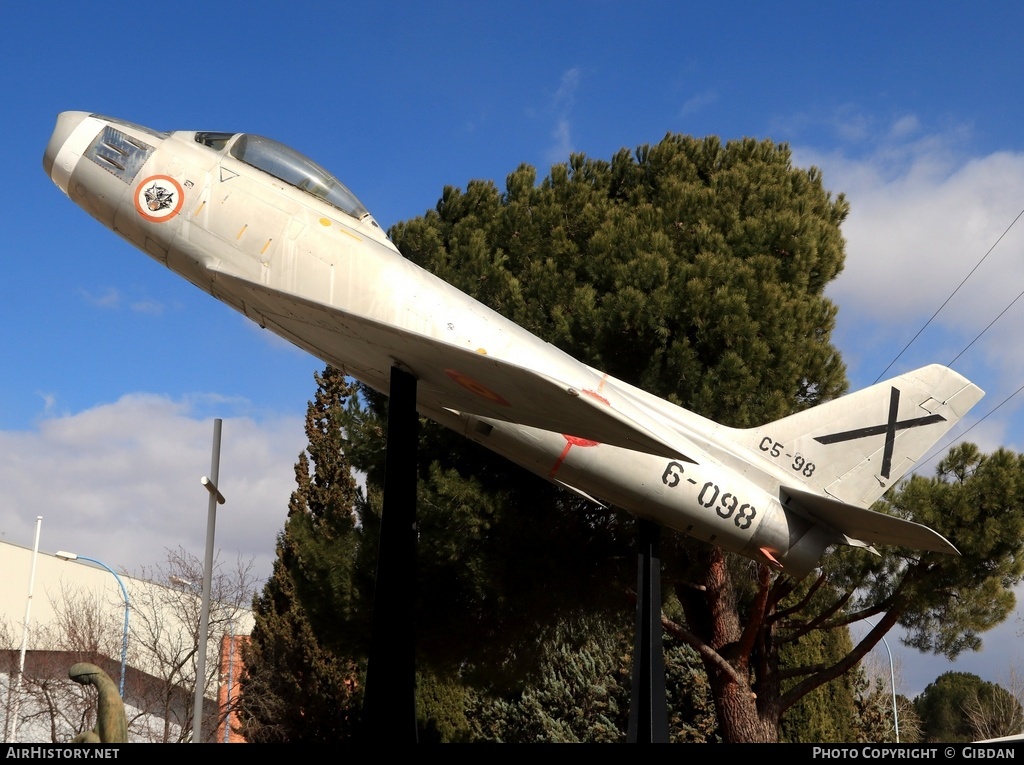 Aircraft Photo of C.5-98 | North American F-86F Sabre | Spain - Air Force | AirHistory.net #552195