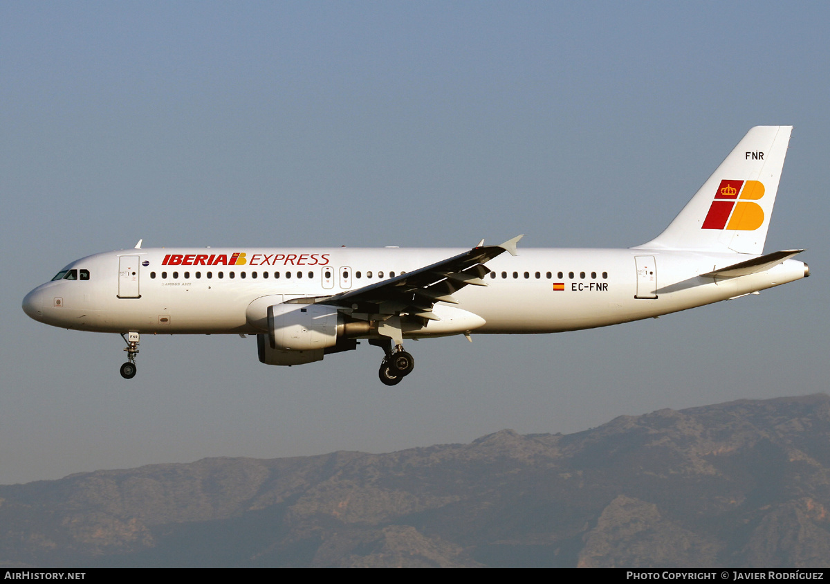 Aircraft Photo of EC-FNR | Airbus A320-211 | Iberia Express | AirHistory.net #552311