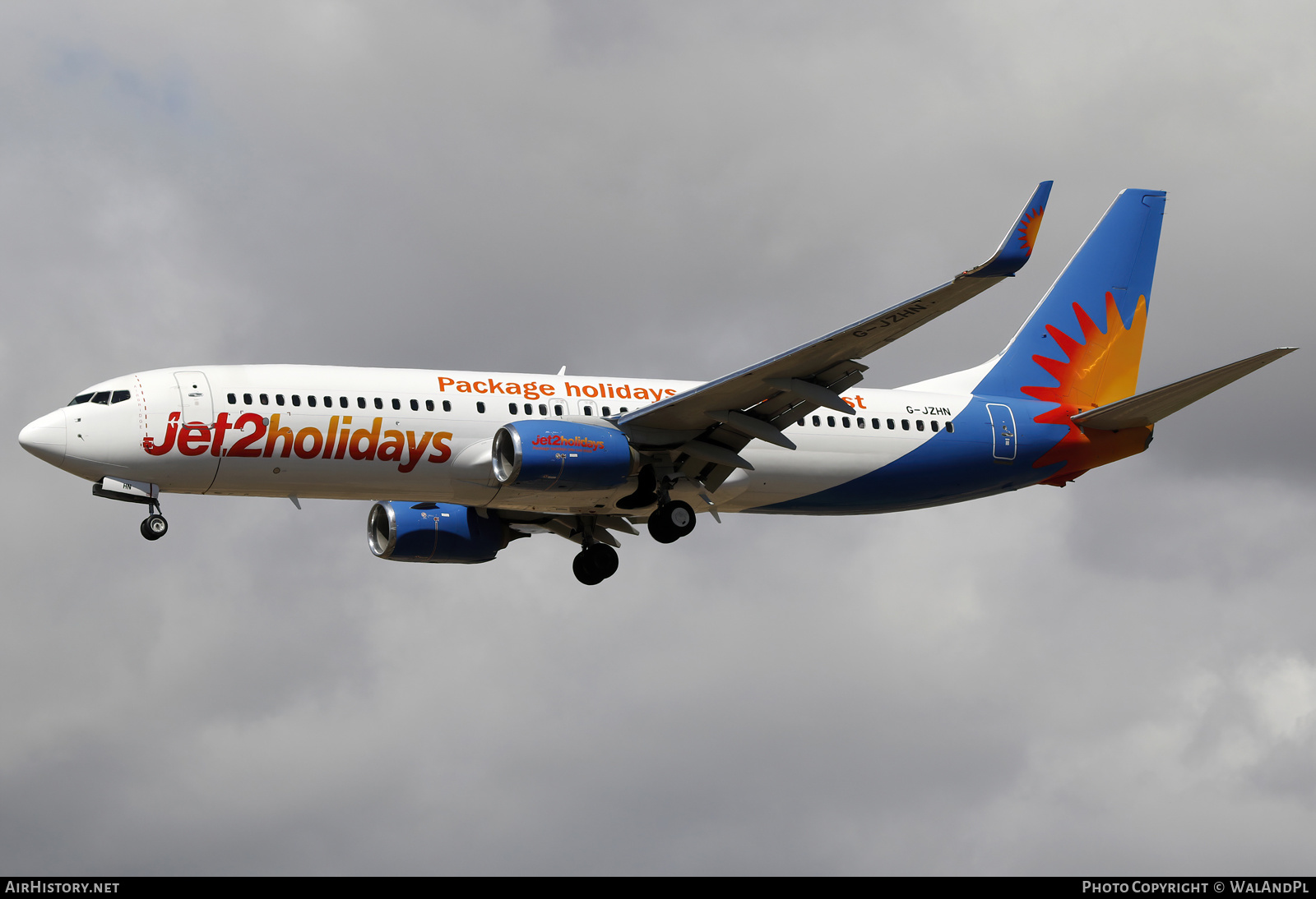 Aircraft Photo of G-JZHN | Boeing 737-800 | Jet2 Holidays | AirHistory.net #552391