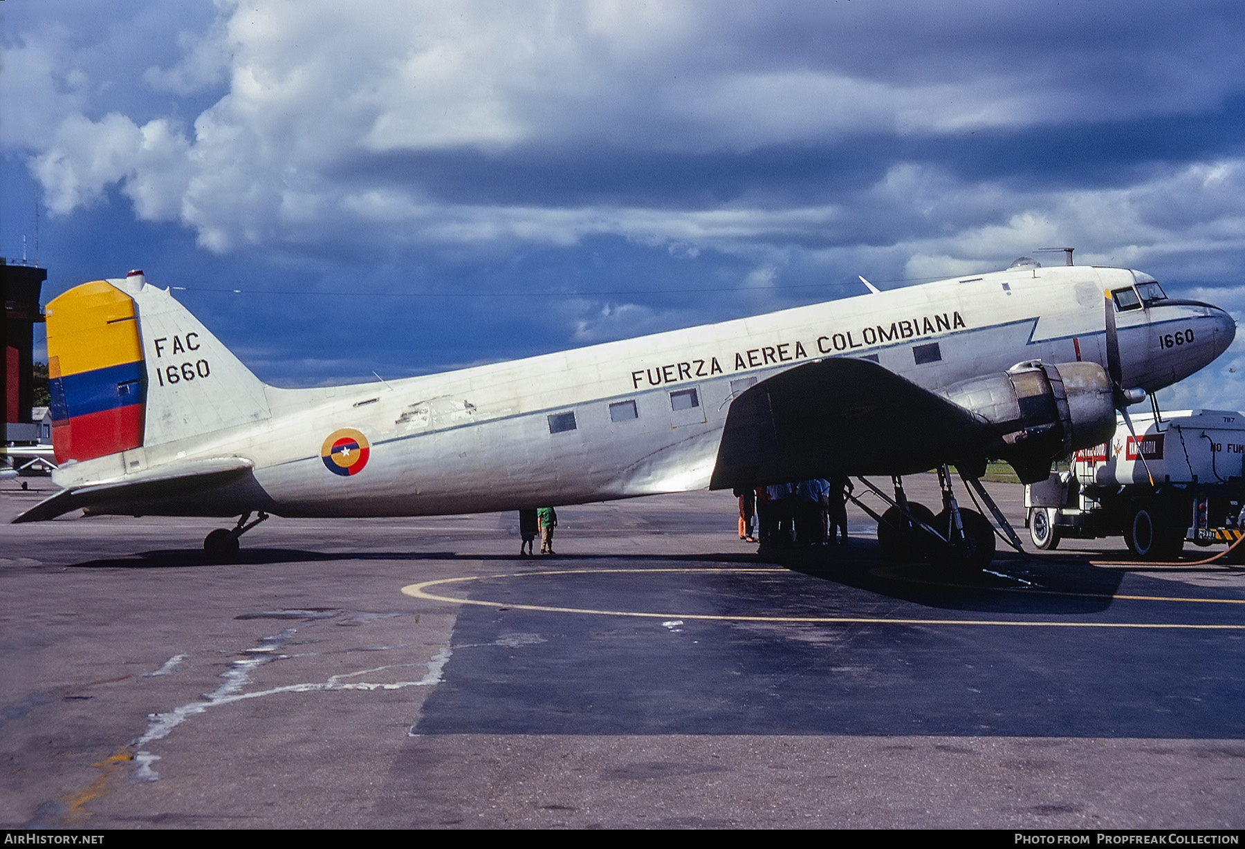 Aircraft Photo of FAC1660 | Douglas C-47D Skytrain | Colombia - Air Force | AirHistory.net #552496