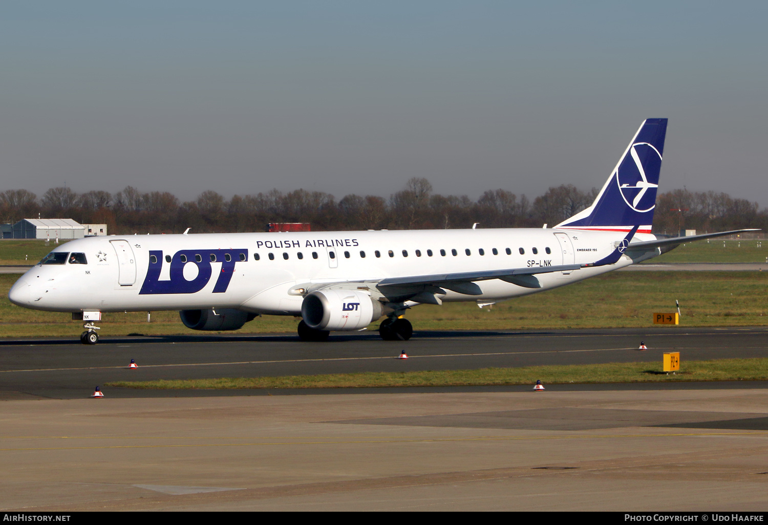 Aircraft Photo of SP-LNK | Embraer 195LR (ERJ-190-200LR) | LOT Polish Airlines - Polskie Linie Lotnicze | AirHistory.net #552882