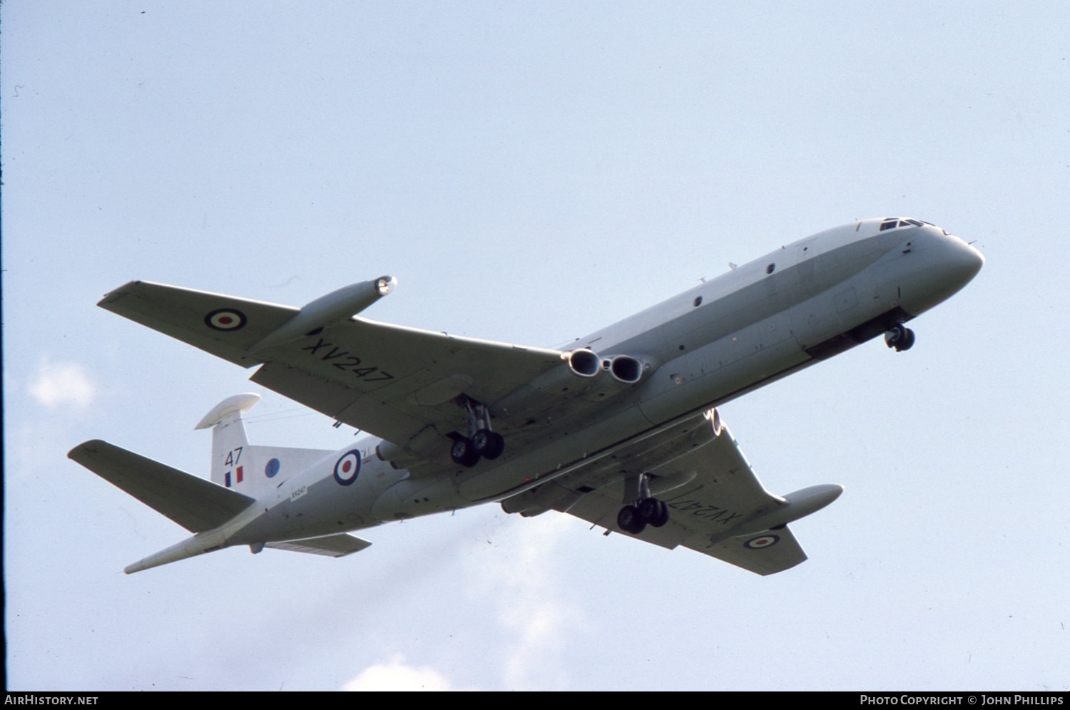 Aircraft Photo of XV247 | Hawker Siddeley HS-801 Nimrod MR.1 | UK - Air Force | AirHistory.net #552897