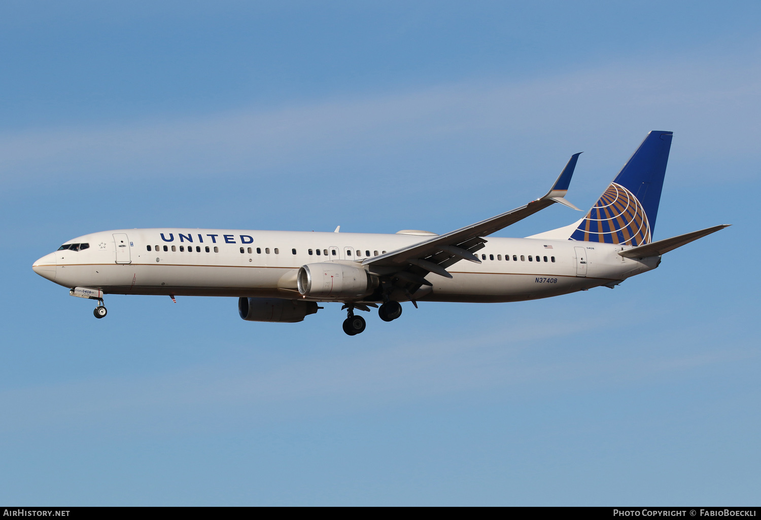 Aircraft Photo of N37408 | Boeing 737-924 | United Airlines | AirHistory.net #552958