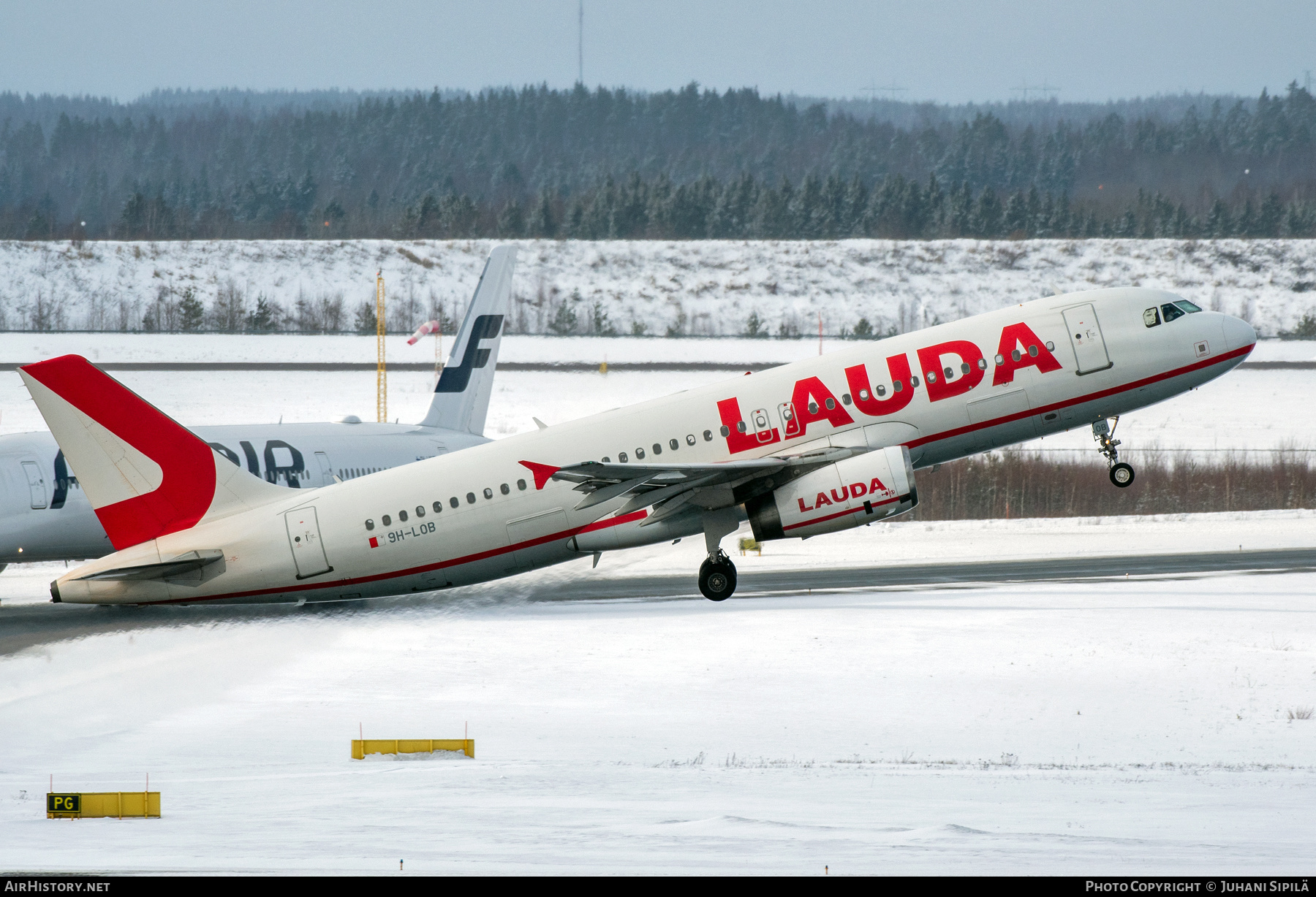 Aircraft Photo of 9H-LOB | Airbus A320-232 | Lauda | AirHistory.net #553321