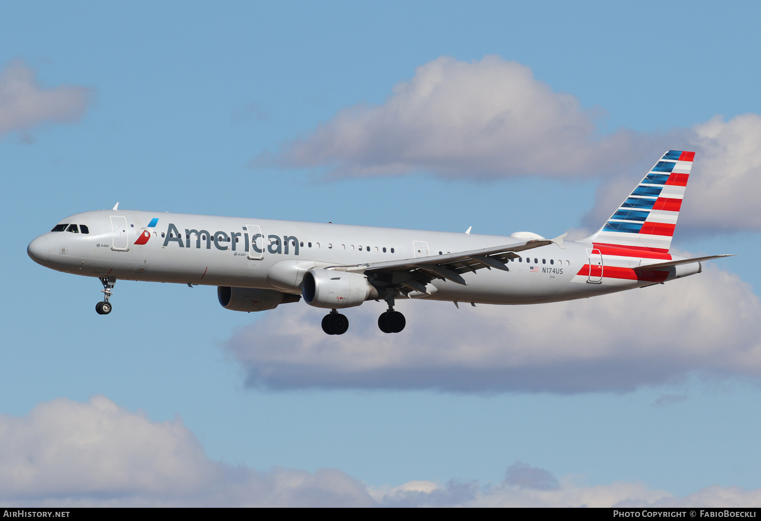 Aircraft Photo of N174US | Airbus A321-211 | American Airlines | AirHistory.net #553455
