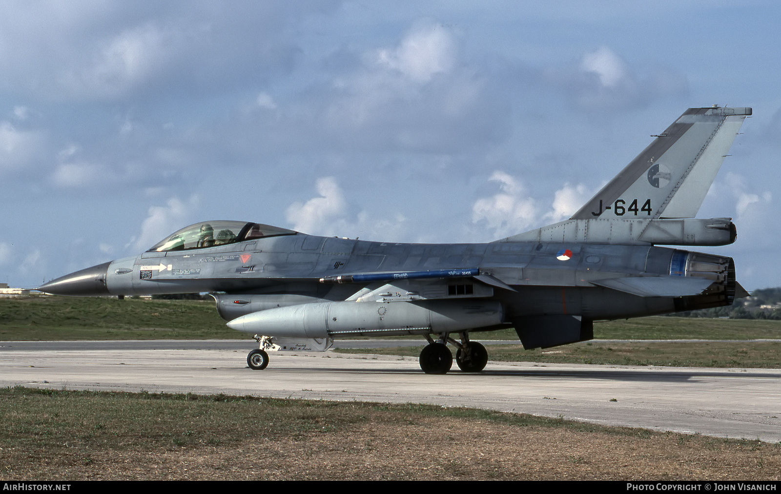 Aircraft Photo of J-644 | General Dynamics F-16A(R) Fighting Falcon | Netherlands - Air Force | AirHistory.net #553494