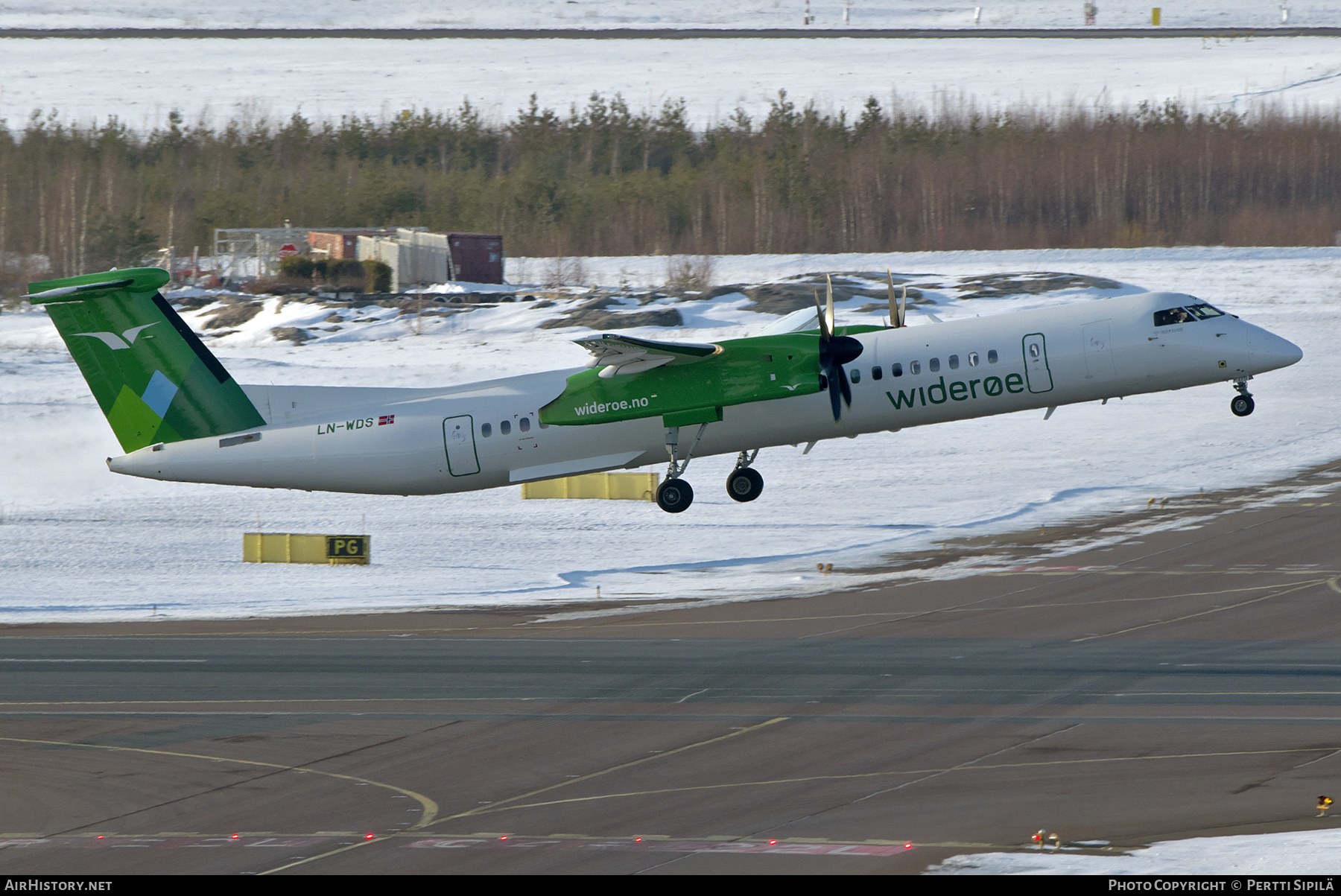 Aircraft Photo of LN-WDS | Bombardier DHC-8-402 Dash 8 | Widerøe | AirHistory.net #553627