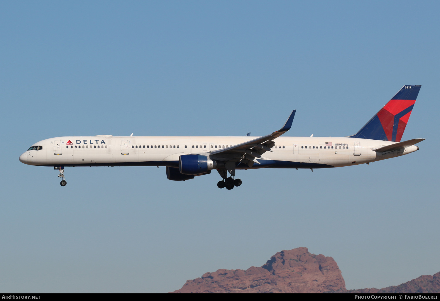 Aircraft Photo of N595NW | Boeing 757-351 | Delta Air Lines | AirHistory.net #553728