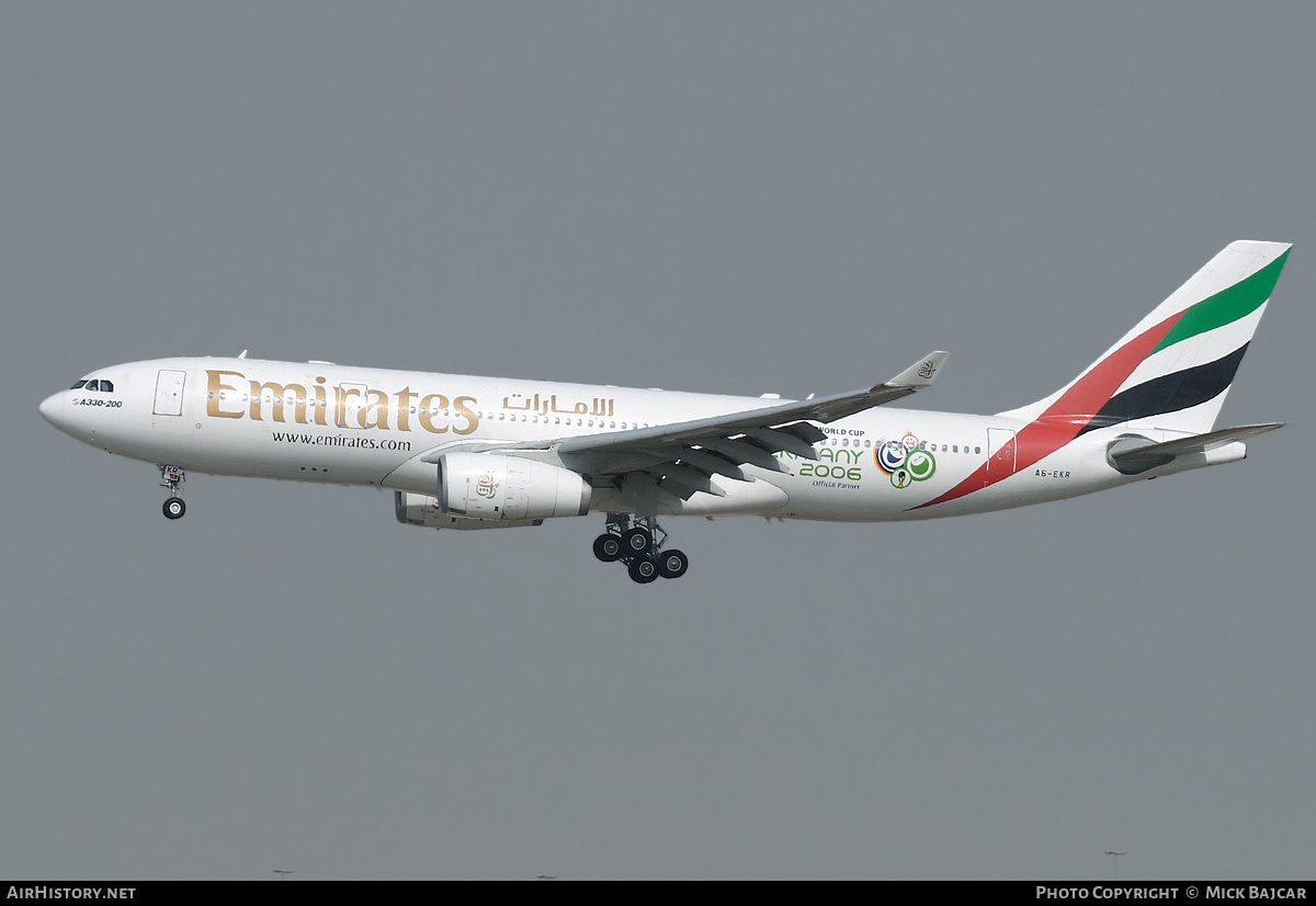 Aircraft Photo of A6-EKR | Airbus A330-243 | Emirates | AirHistory.net #553731