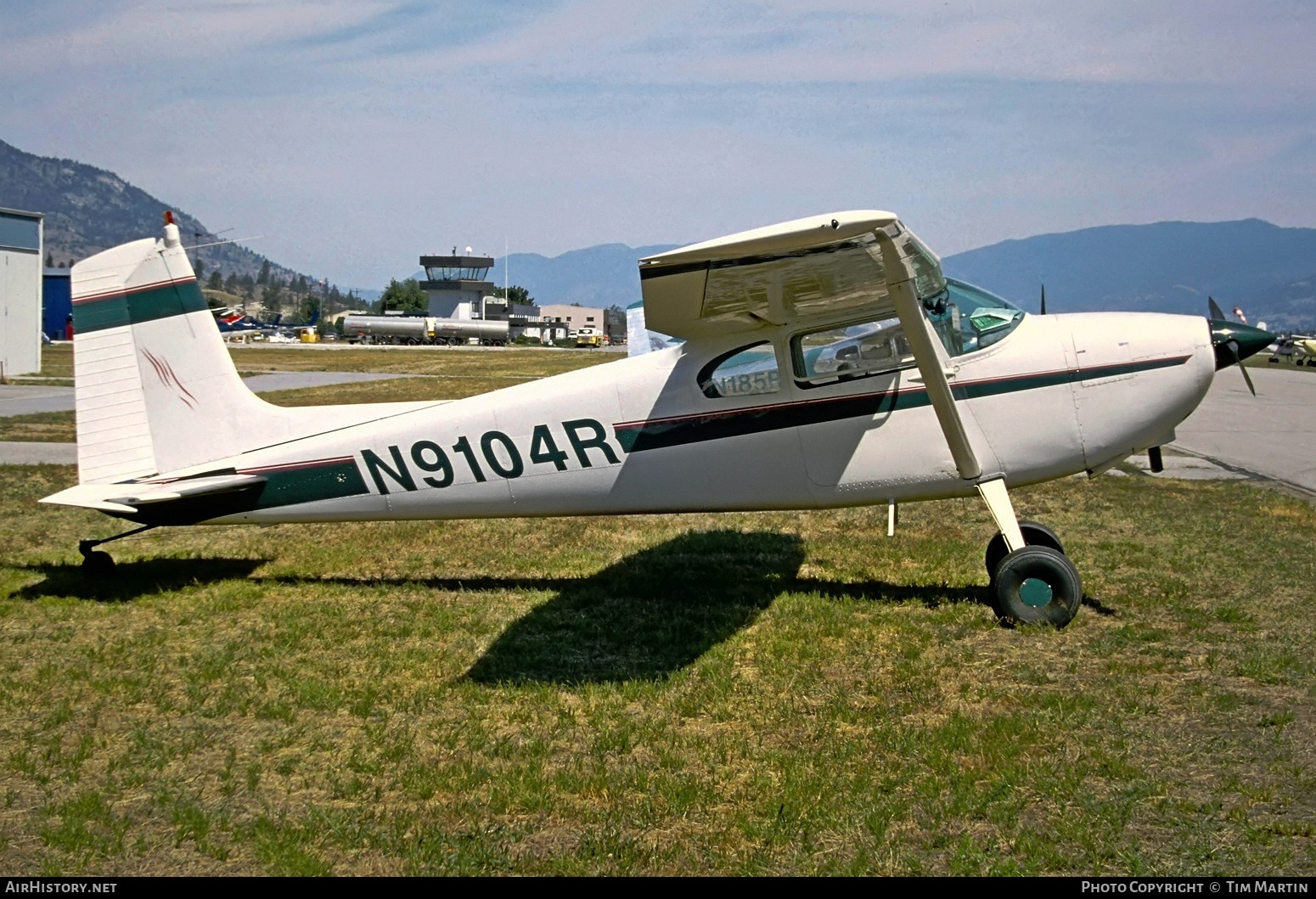 Aircraft Photo of N9104R | Cessna 180A | AirHistory.net #553778