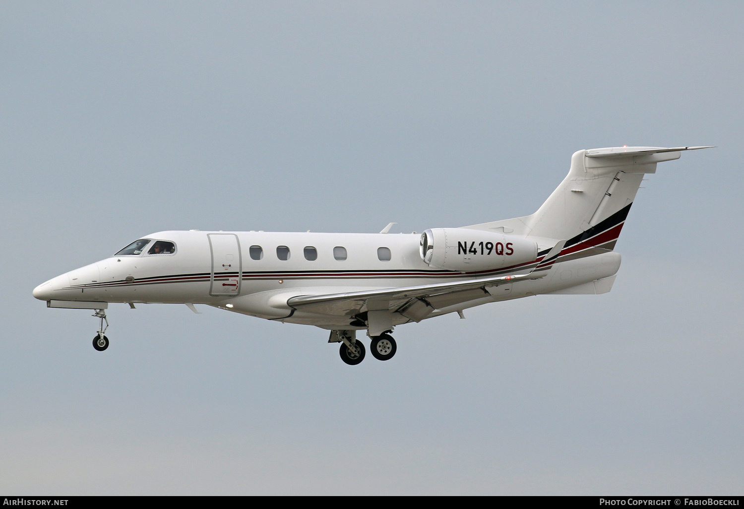 Aircraft Photo of N419QS | Embraer EMB-505 Phenom 300 | AirHistory.net #553883