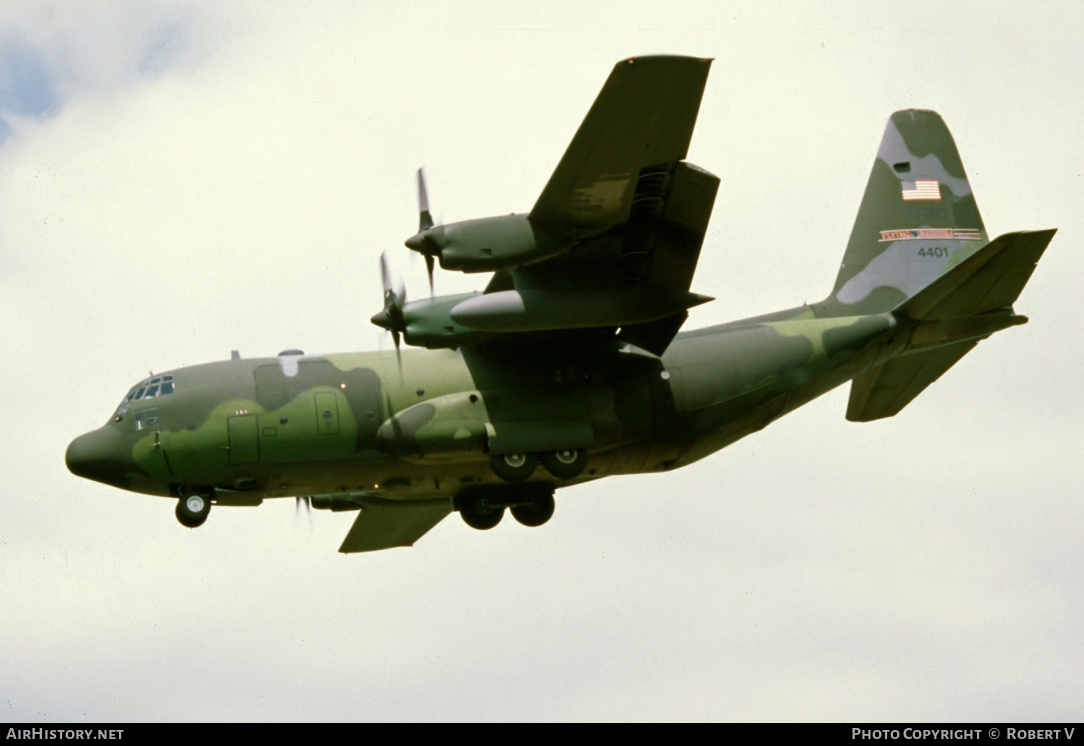 Aircraft Photo of 88-4401 / 4401 | Lockheed C-130H Hercules | USA - Air Force | AirHistory.net #553897