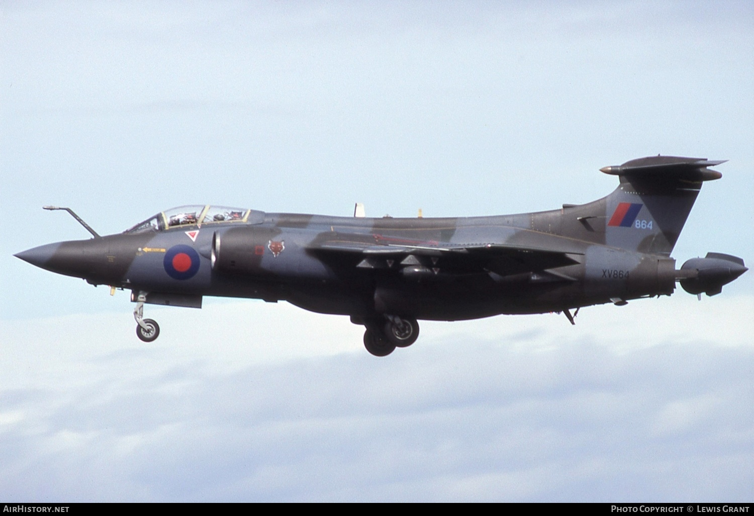 Aircraft Photo of XV864 | Hawker Siddeley Buccaneer S2B | UK - Air Force | AirHistory.net #553933