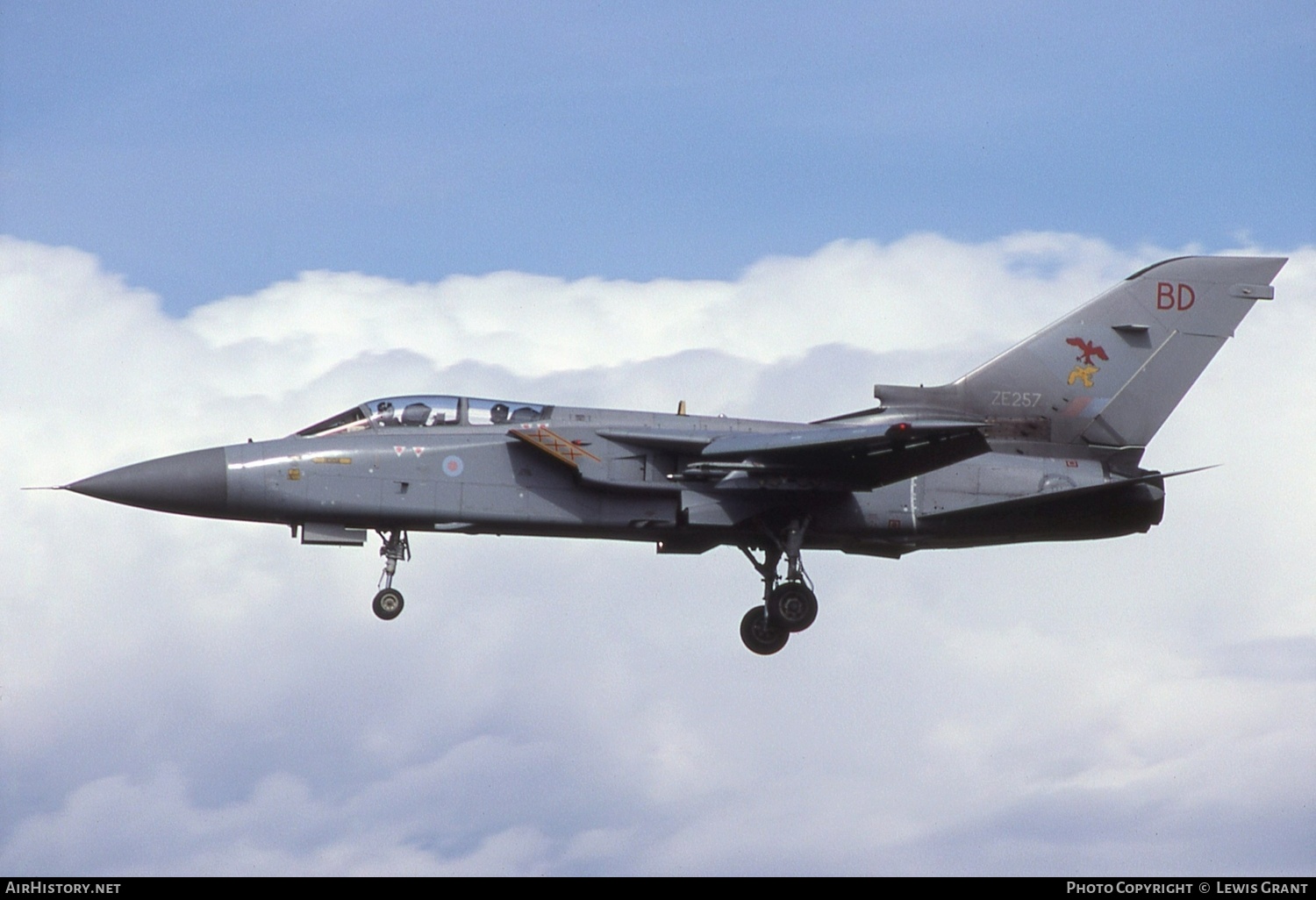 Aircraft Photo of ZE257 | Panavia Tornado F3 | UK - Air Force | AirHistory.net #553939
